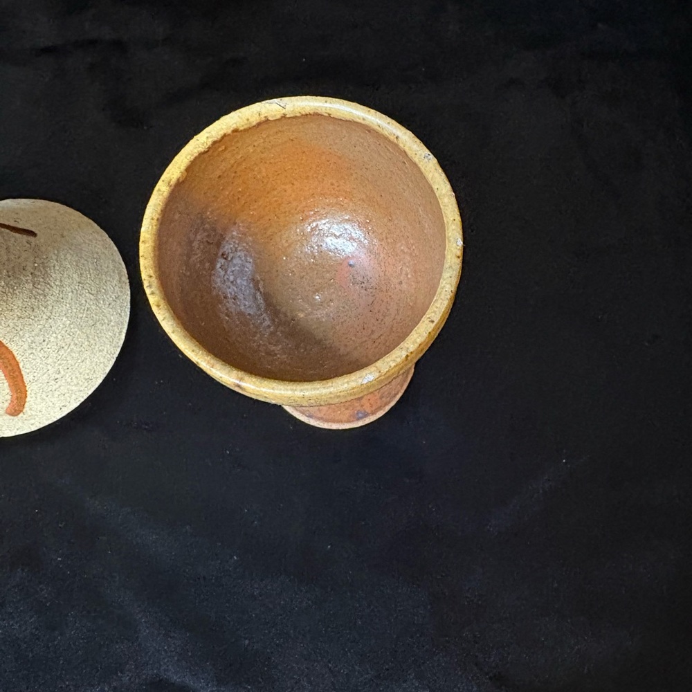 Pair Of Vintage Pottery Goblets - Picture 4 of 7